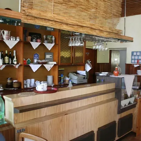 Quadruple Starigrad 6637j بيت ضيافة ستاريغغاد باكلينتسا
