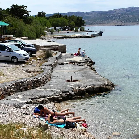 Quadruple Starigrad 6637j Guest house